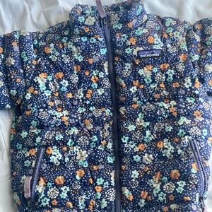 Rare/Hard To Find Patagonia Ditsy Floral Down Sweater Jacket Girl 4T